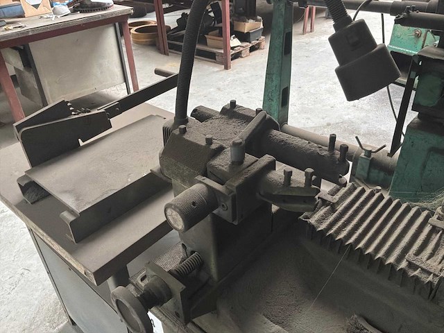1989 hunger a324/2 boor en gereedschapsslijpmachine - afbeelding 2 van  5