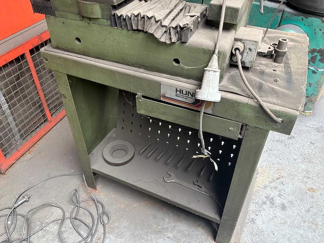 1989 hunger a324/2 boor en gereedschapsslijpmachine - afbeelding 4 van  7