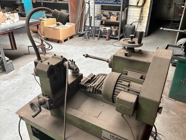 1989 hunger a324/2 boor en gereedschapsslijpmachine - afbeelding 7 van  7
