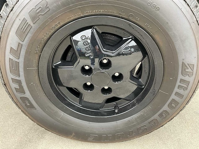 1989 jeep wrangler oldtimer - afbeelding 25 van  33