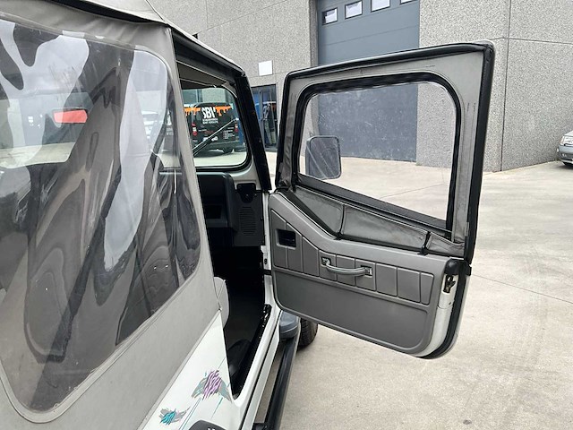 1989 jeep wrangler oldtimer - afbeelding 18 van  37