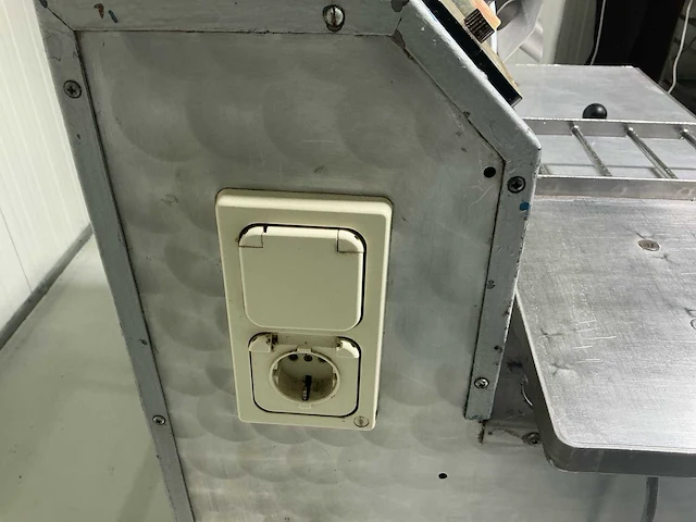 1989 jkv hermes jkv30 mb40 chocolade tempereermachine - afbeelding 4 van  9