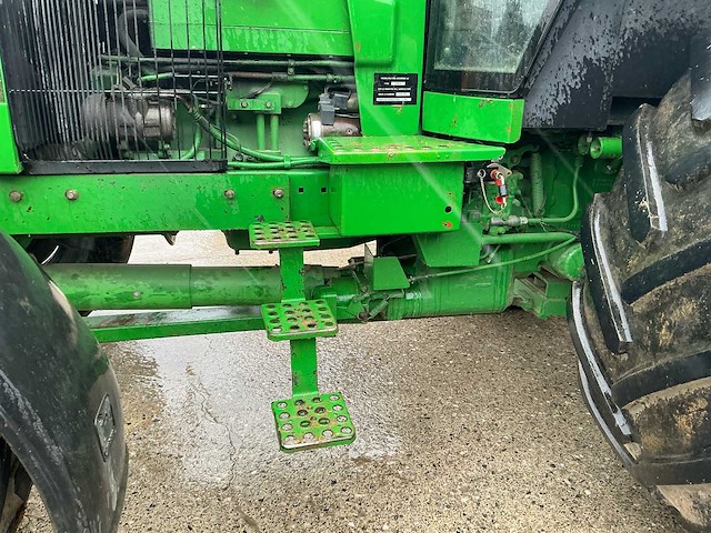1989 john deere 4755 vierwielaangedreven landbouwtractor - afbeelding 18 van  49
