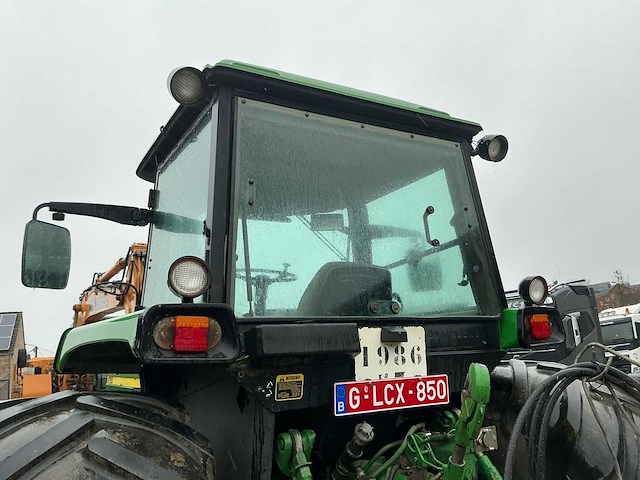 1989 john deere 4755 vierwielaangedreven landbouwtractor - afbeelding 26 van  49