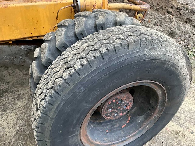 1989 liebherr a900b graaflaadmachine - 14 ton - met kentekenpapieren - afbeelding 12 van  29