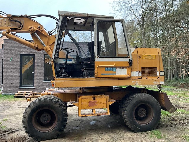 1989 liebherr a900b graaflaadmachine - 14 ton - met kentekenpapieren - afbeelding 6 van  29