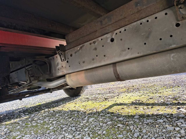 1989 mercedes 709d vrachtwagen - afbeelding 20 van  27