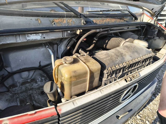 1989 mercedes 709d vrachtwagen - afbeelding 10 van  27