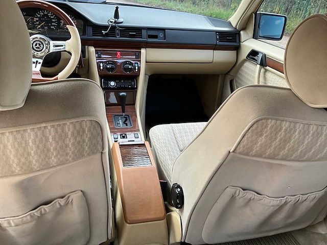 1989 mercedes-benz w124 e230 oldtimer - afbeelding 43 van  82