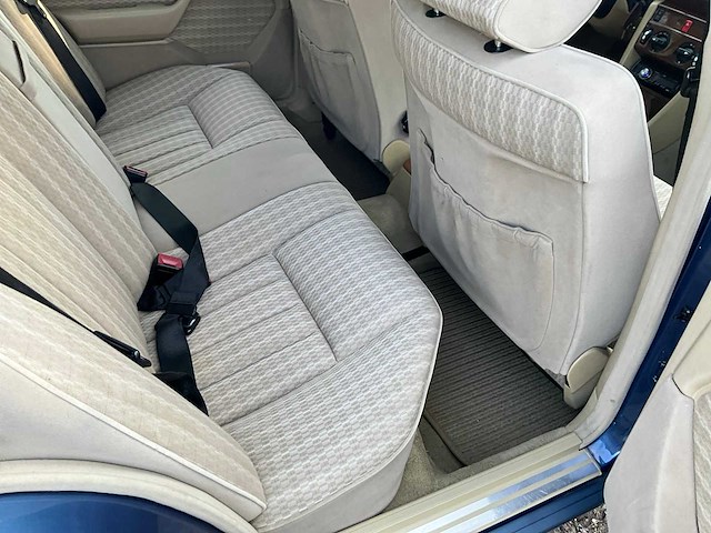 1989 mercedes-benz w124 e230 oldtimer - afbeelding 49 van  82