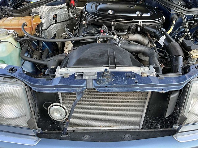 1989 mercedes-benz w124 e230 oldtimer - afbeelding 65 van  82