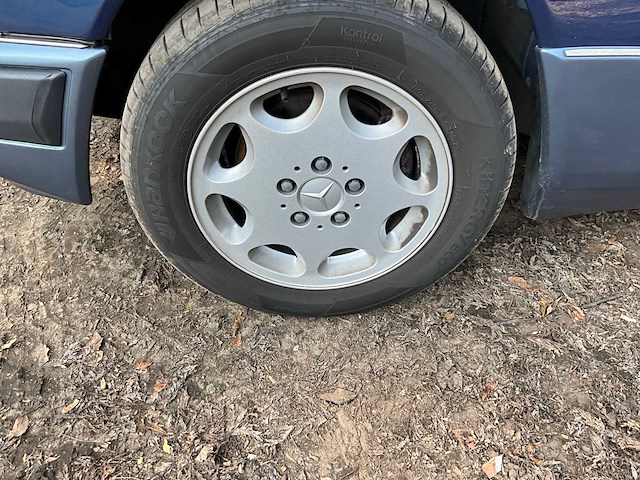 1989 mercedes-benz w124 e230 oldtimer - afbeelding 82 van  82