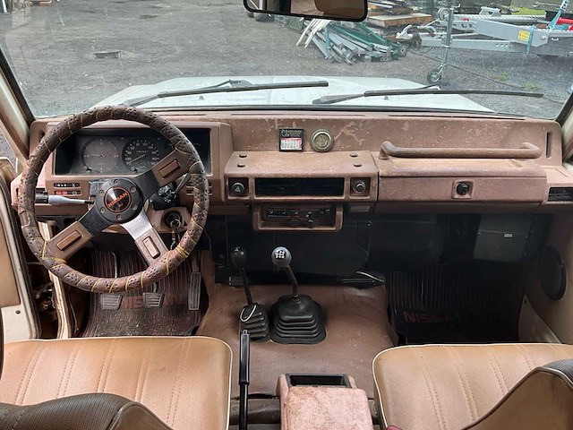 1989 nissan patrol 3.3 6 cilinder - afbeelding 10 van  65