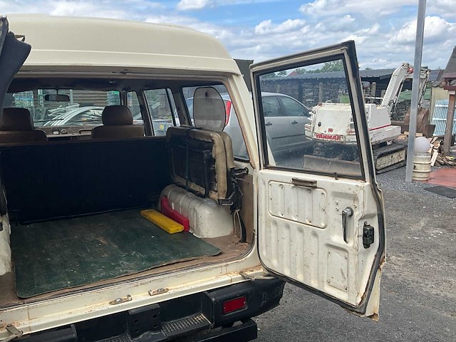 1989 nissan patrol 3.3 6 cilinder - afbeelding 24 van  65
