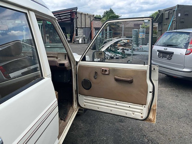 1989 nissan patrol 3.3 6 cilinder - afbeelding 36 van  65
