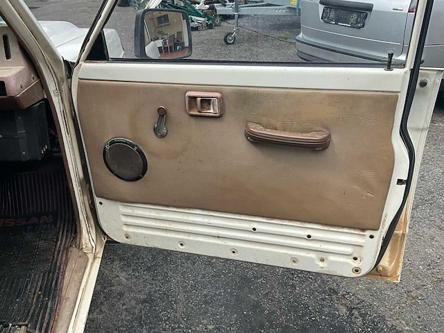 1989 nissan patrol 3.3 6 cilinder - afbeelding 37 van  65