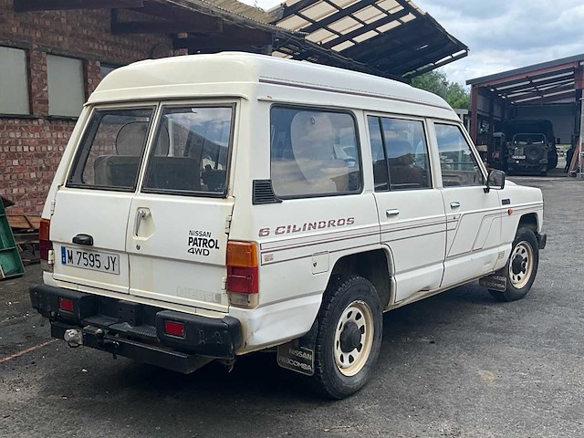 1989 nissan patrol 3.3 6 cilinder - afbeelding 45 van  65