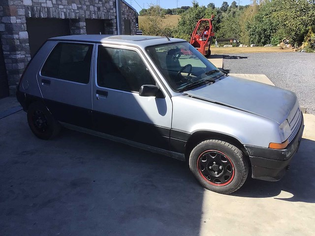 1989 renault r5 vintage auto's > 15 - afbeelding 23 van  25