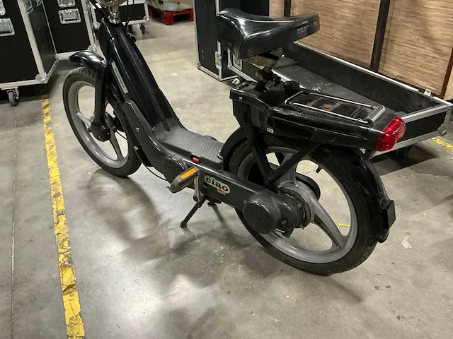 1989 vespa piaggio ciao - klassieke bromfiets/pedelec - afbeelding 5 van  8