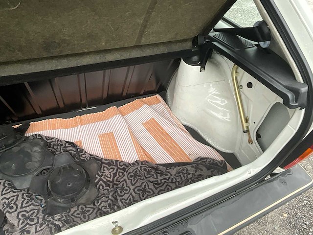 1989 volkswagen polo - afbeelding 5 van  8