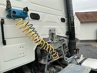 1989 volvo f10 globetrotter vrachtwagen - afbeelding 13 van  71