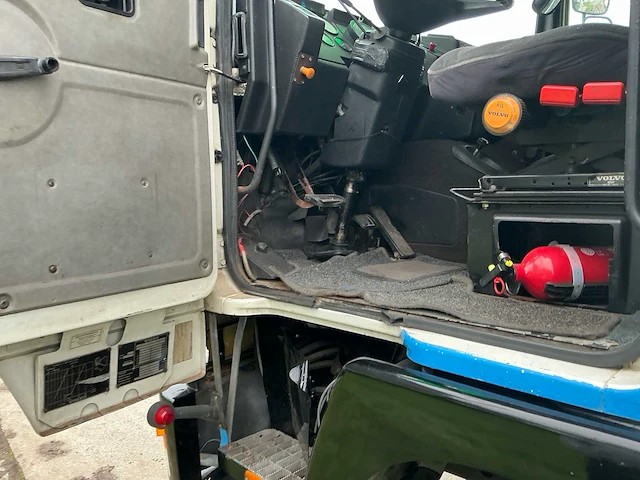 1989 volvo f10 globetrotter vrachtwagen - afbeelding 63 van  71