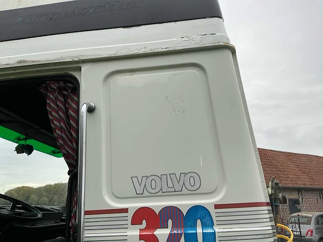 1989 volvo f10 globetrotter vrachtwagen - afbeelding 21 van  71