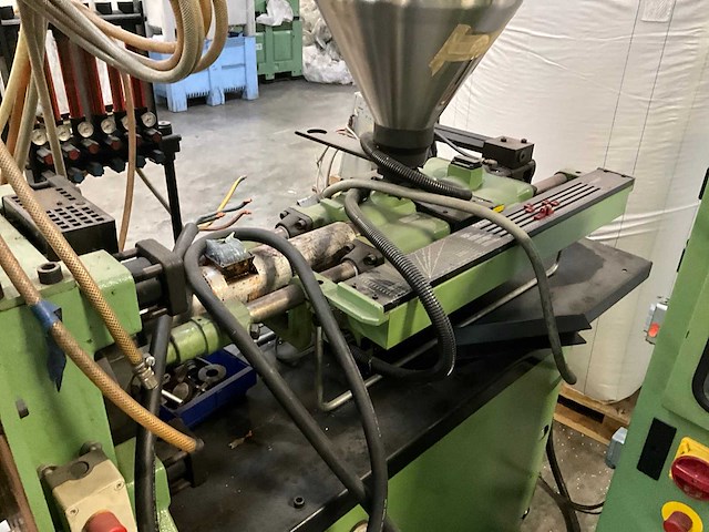 1990 arburg allrounder 270 d 850-90 spuitgietmachine - afbeelding 5 van  30