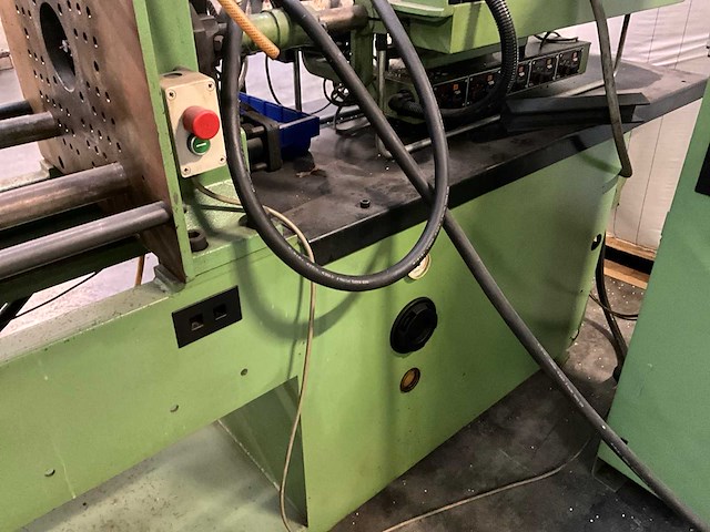 1990 arburg allrounder 270 d 850-90 spuitgietmachine - afbeelding 8 van  30