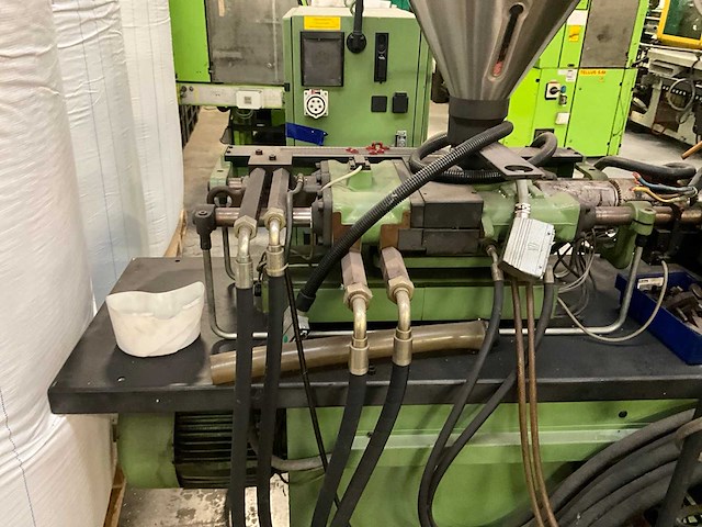 1990 arburg allrounder 270 d 850-90 spuitgietmachine - afbeelding 19 van  30