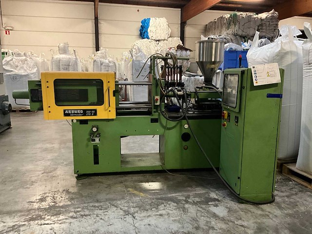 1990 arburg allrounder 270 d 850-90 spuitgietmachine - afbeelding 23 van  30