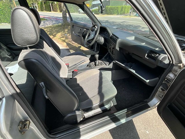 1990 bmw e30/316i - afbeelding 16 van  53