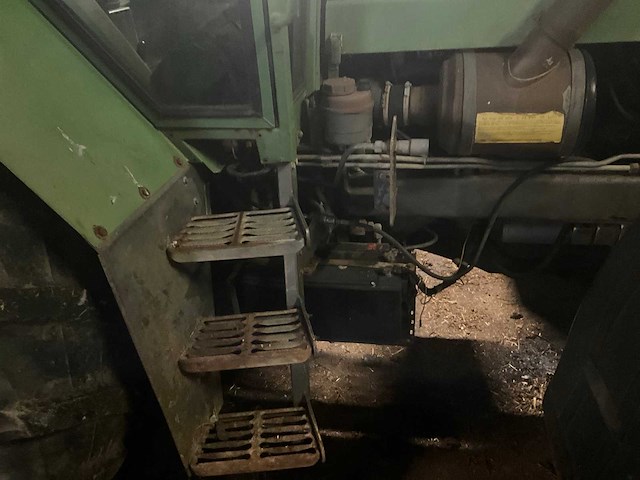 1990 fendt fwa385s-88 landbouwtractor - afbeelding 4 van  27