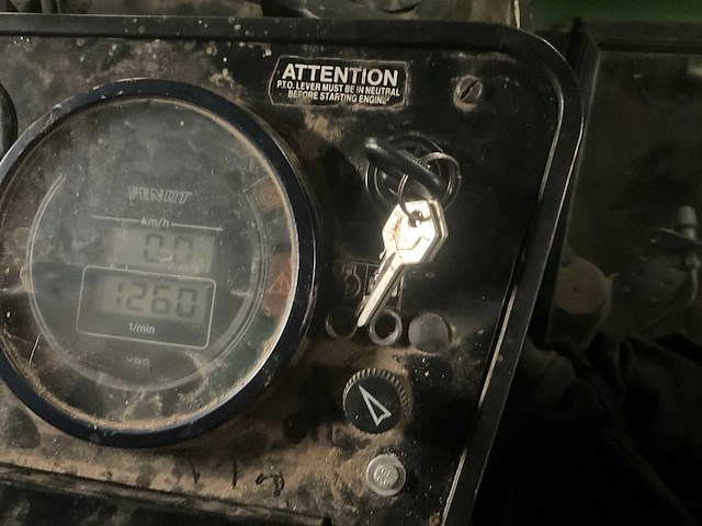 1990 fendt fwa385s-88 landbouwtractor - afbeelding 12 van  27