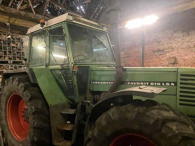 1990 fendt fwa385s-88 landbouwtractor - afbeelding 23 van  27