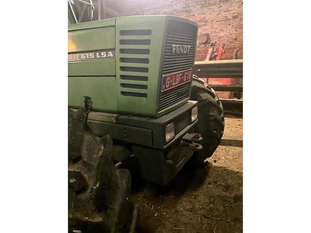 1990 fendt fwa385s-88 landbouwtractor - afbeelding 24 van  27