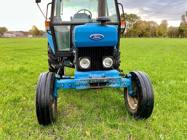 1990 ford 4630 2-wielaangedreven tractor - afbeelding 3 van  32