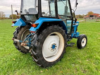 1990 ford 4630 2-wielaangedreven tractor - afbeelding 8 van  32