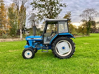 1990 ford 4630 2-wielaangedreven tractor - afbeelding 12 van  32