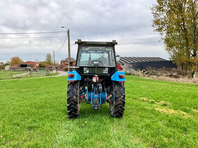 1990 ford 4630 2-wielaangedreven tractor - afbeelding 27 van  32