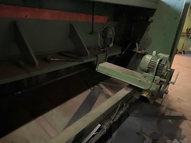 1990 haco ts3006 guillotineschaar - afbeelding 2 van  12