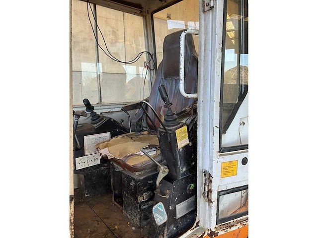 1990 hitachi hm45sa-2 rupsgraafmachine - afbeelding 8 van  15