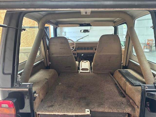 1990 jeep wrangler yj laredo 2.5 - afbeelding 9 van  16
