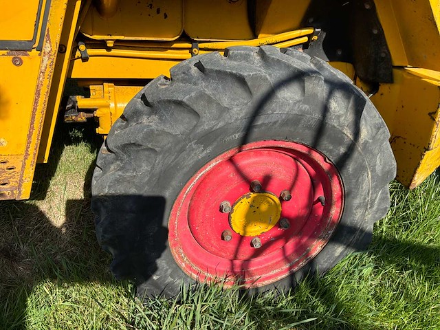 1990 kramer allrad 212 lt voorladers & accessoires - afbeelding 35 van  35