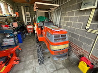 1990 kubota gt-3 tractor-type grasmaaier - afbeelding 1 van  9