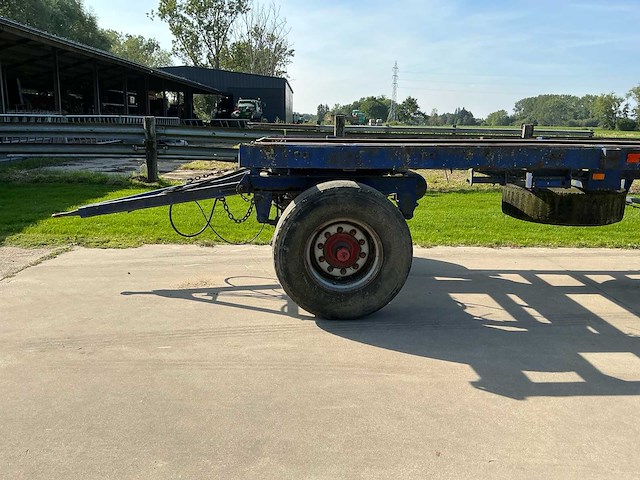 1990 landbouw chassis - getrokken aanhanger - afbeelding 1 van  9