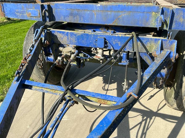 1990 landbouw chassis - getrokken aanhanger - afbeelding 2 van  9