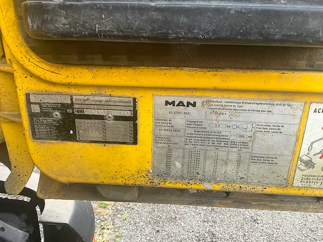 1990 man m18f man m18 f 4x2 hydraulische tipper – inclusief open tipper – 18,3 t – diesel – apk geldig tot 29/10/2026 - afbeelding 6 van  26