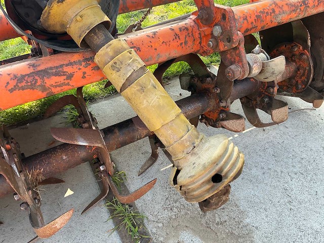 1990 maschio grondfrees - afbeelding 9 van  10
