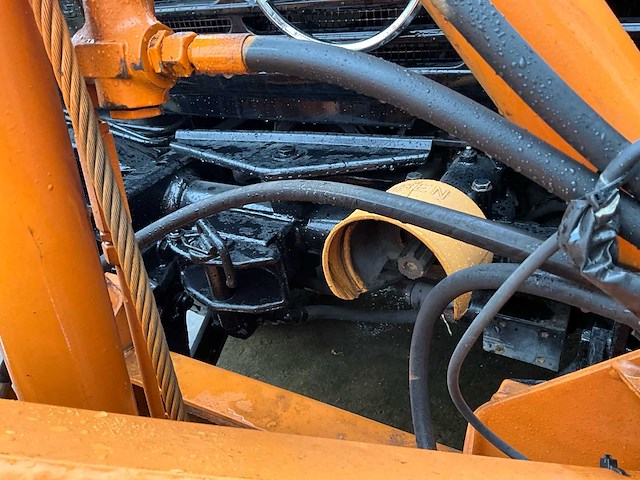 1990 mercedes unimog 1600 vrachtwagen - afbeelding 38 van  55